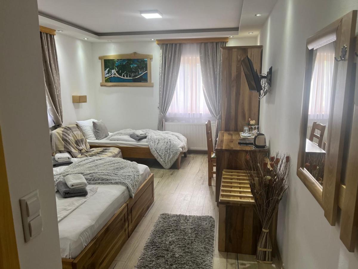 Prijeboj Rustic Inn River المظهر الخارجي الصورة