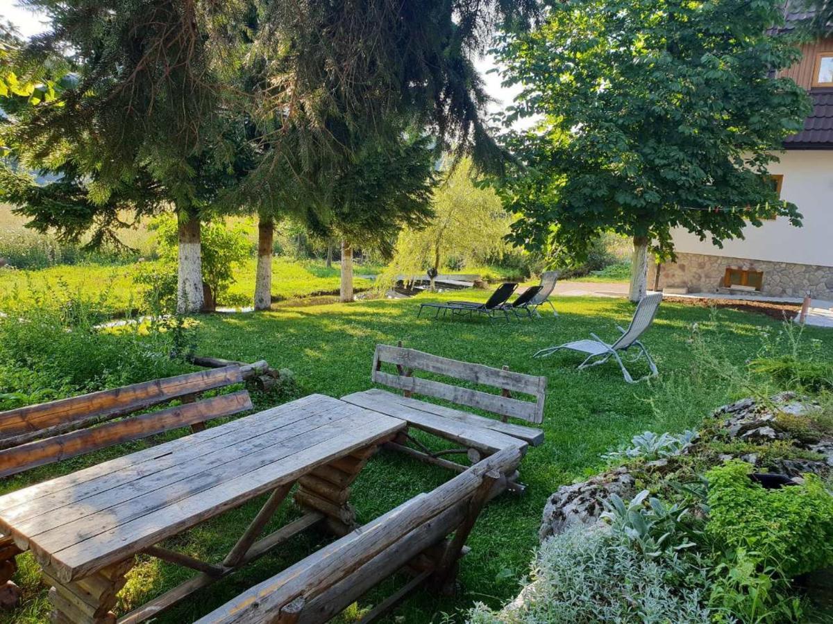 Prijeboj Rustic Inn River المظهر الخارجي الصورة